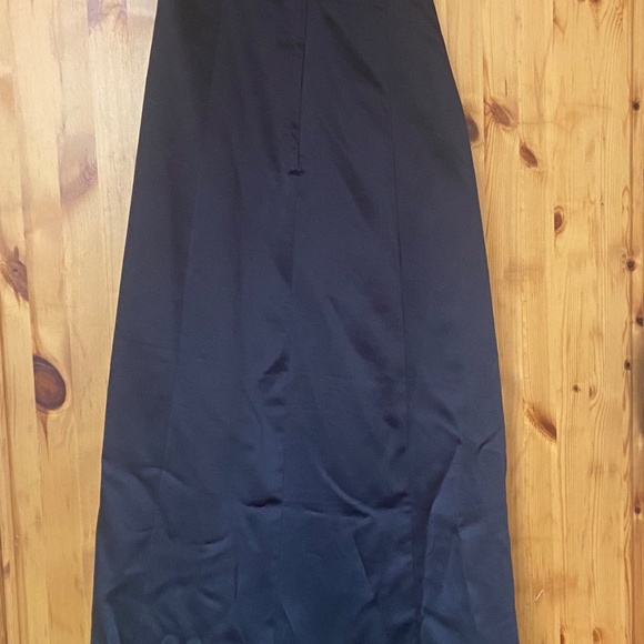 Formal Gown - Picture 2 of 4